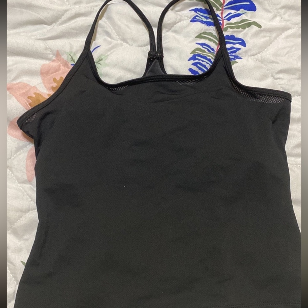 Pantagonia built in bra Tank Small